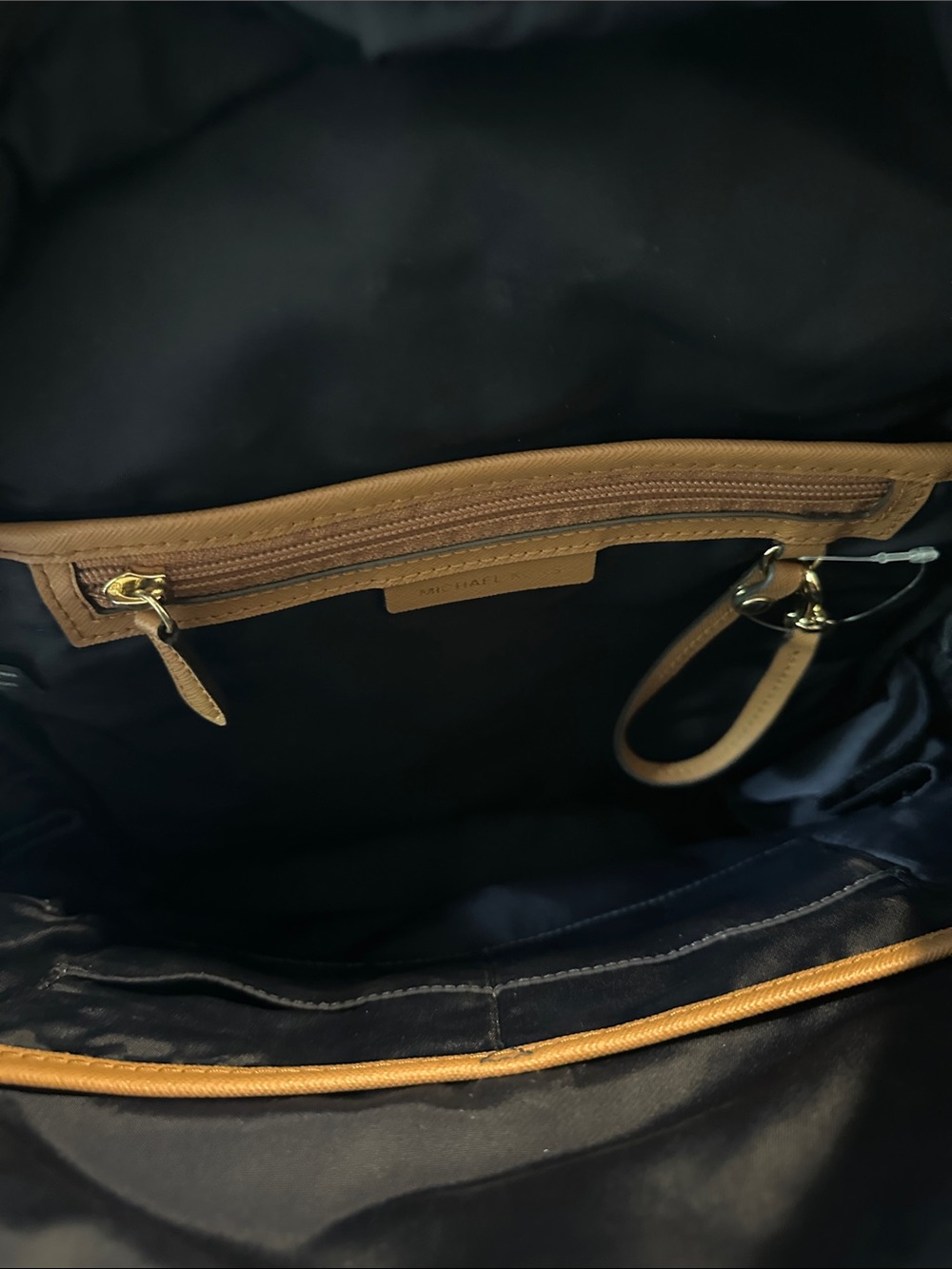 Michael Kors Jet Set Backpack. - Picture 3 of 5